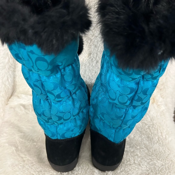 Women Coach Boots. Turquoise - Picture 3 of 3